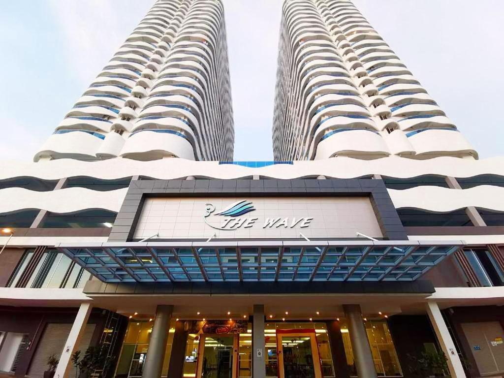Apartamento The Wave Melaka 4-6 Pax 5Mins To Jonker Exterior foto